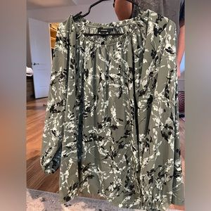 Floral loose top